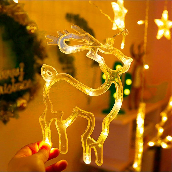 Guirlandes électriques de Noël suspendues